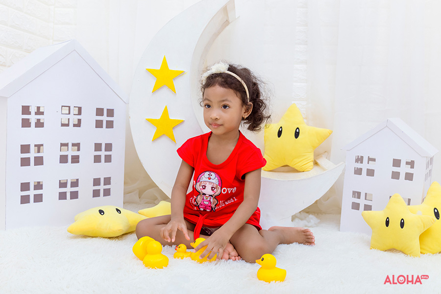 album ảnh gia đình cậu bé da đen